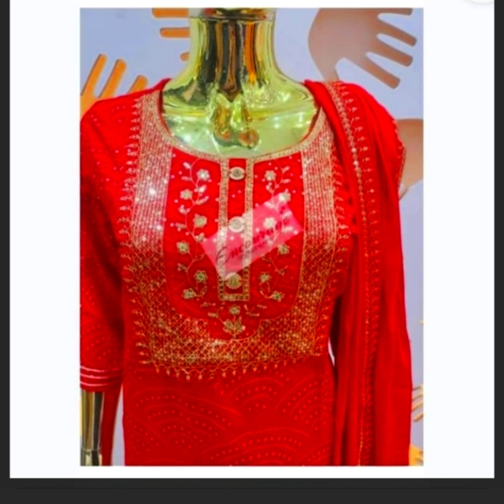 Dress - Picture 2 of 2